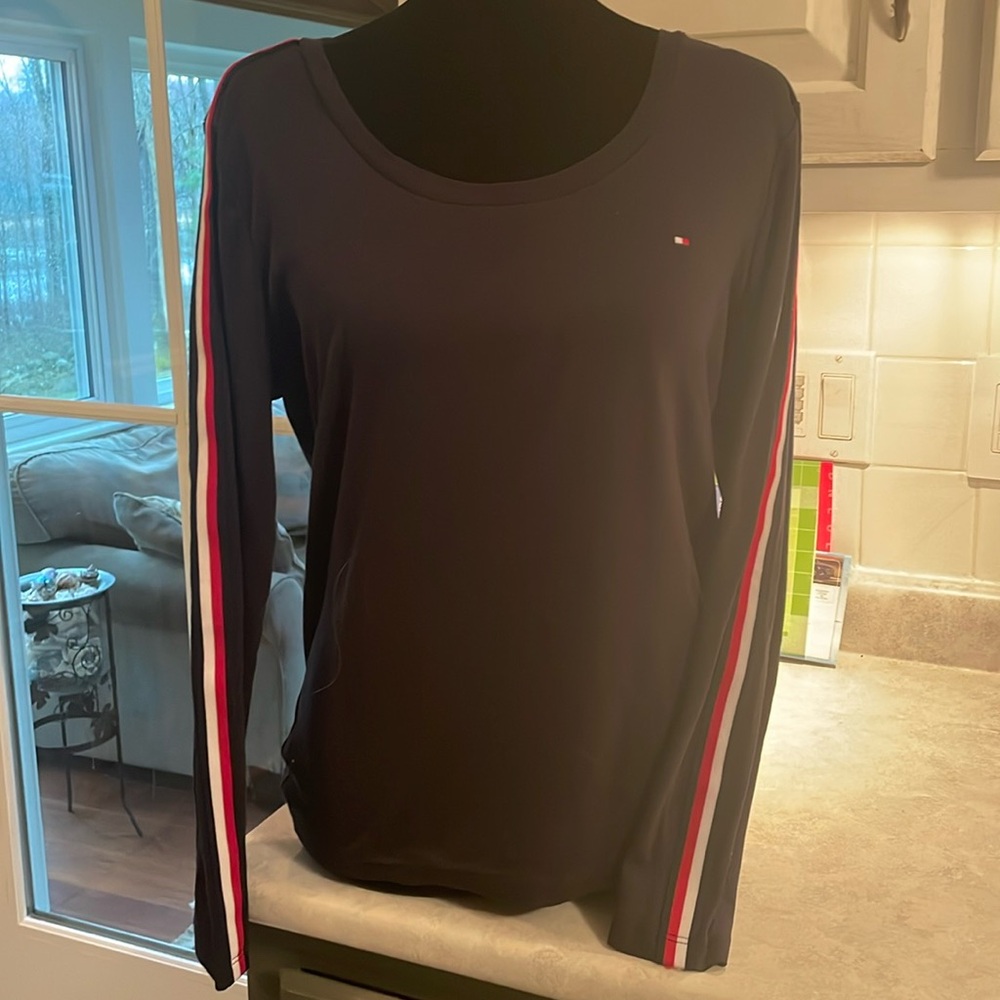 Tommy Hilfiger Women's Navy Blue Long Sleeve Top